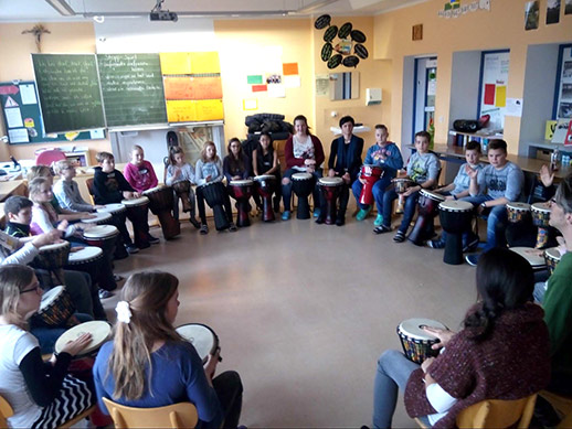 TrommelPower gegen Gewalt | Freies Musikzentrum e.V. M&uuml;nchen