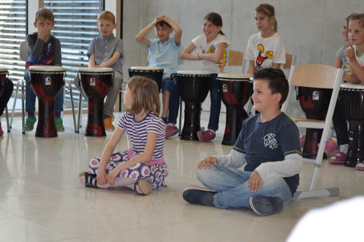 TrommelPower gegen Gewalt | Freies Musikzentrum e.V. M&uuml;nchen